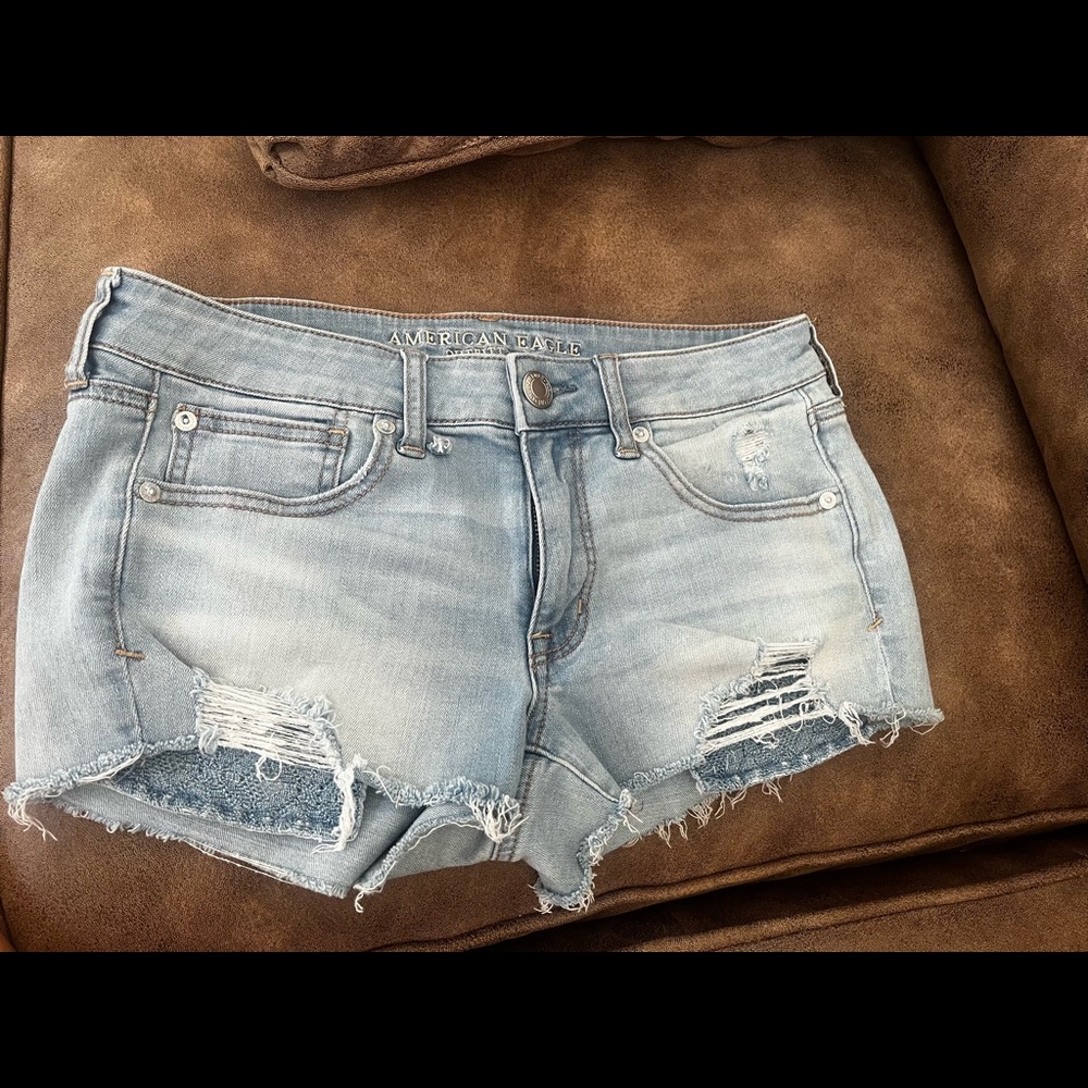 American Eagle jean shorts size 6